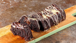 Arda'nın Mutfağı - Çikolata Soslu Çaylı Kek Tarifi - Çikolata Soslu Çaylı Kek Nasıl Yapılır?