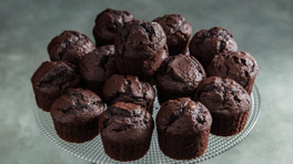 Bol Çikolatalı Muffin Tarifi - Bol Çikolatalı Muffin Nasıl Yapılır?