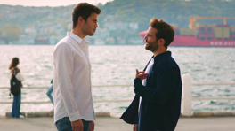 Zeynep'e ben aşığım!