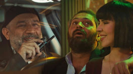 Selin müzikholde gizli operasyonda!