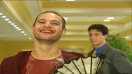 Evdeki Yabancı 8. Bölüm