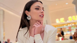 Alya göz kamaştırdı!