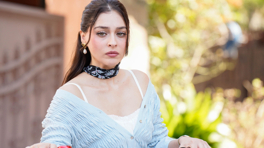 Çiçekçi Zeynep gönülleri fethedecek!