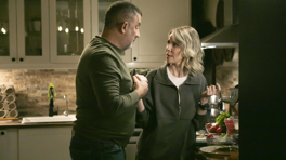 Arka Sokaklar'da ev hali romantizmi!