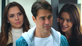 Bozo iki kadın arasında kaldı