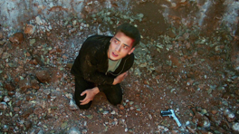 Kaya çukura düştü!