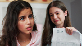 Kızlara DNA testi şoku!