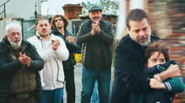 Ali rehineleri kurtardı!