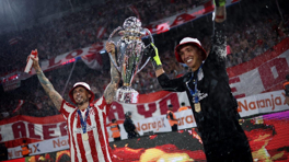 Galatasaray efsanesi sahaya çıkıyor!