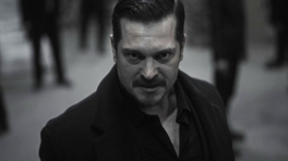 Eşref Rüya'da silahlar çekildi!