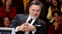 Beyaz'ın teknik bilgisi seyirciden alkış aldı!