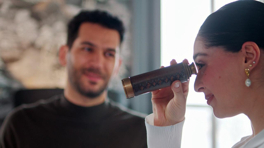 Serhat'tan Zeynep'e anlamlı hediye!