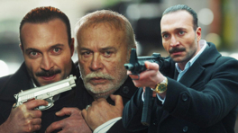 Kadir babasına kıyamadı!