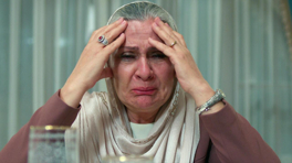 Sadakat gözyaşlarını tutamadı!