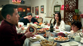 Albora ailesinin keyifli akşam yemeği!