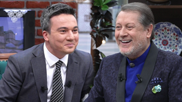 Ahmet Özhan kulakların pasını sildi