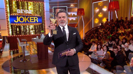"Beyaz'la Joker"e yılın en iyi TV Show Programı ödülü