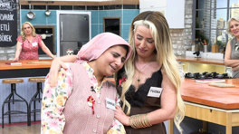 Cemile'nin taklidi kırdı geçirdi!