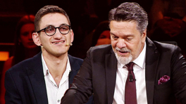 Enes Bey kendine hayran bıraktı!