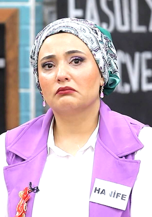 Karısına yalan söylemiş