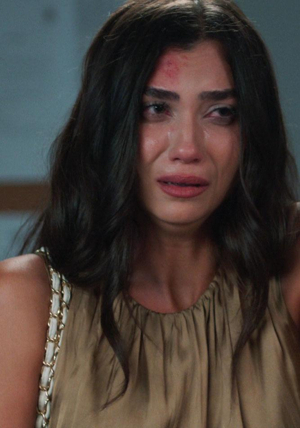 Azra'nın foyası ortaya çıktı!