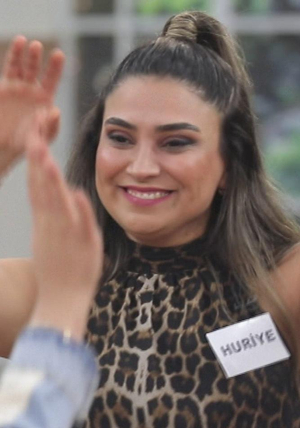 Sevinçten göbek attılar!