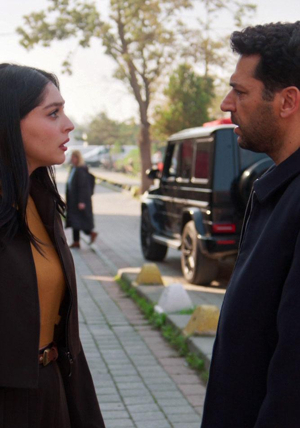 Zeynep Serhat'ı kıskandı!