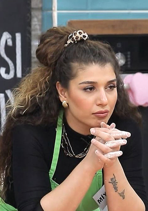 Eşi, Miyase'yi aldatıyor mu?