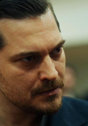 Mekanın sahibi geldi!