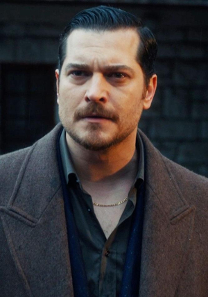 Eşref'e büyük şok!