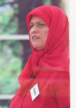 "Oğlumun çoraplarını dik!"