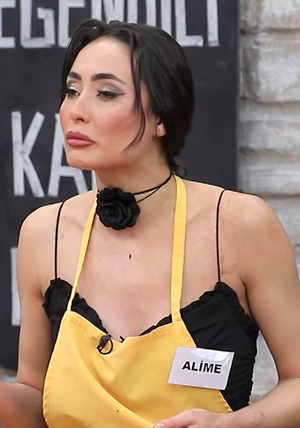 Tüp bebek için biriktirdiği parayı arkadaşına vermiş!