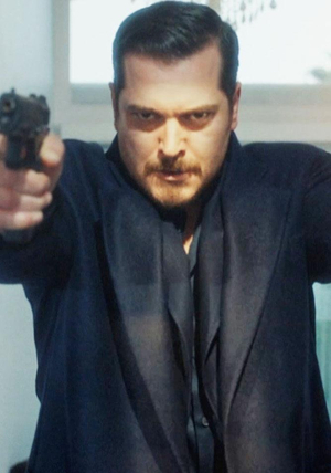 Eşref damgayı vurdu!