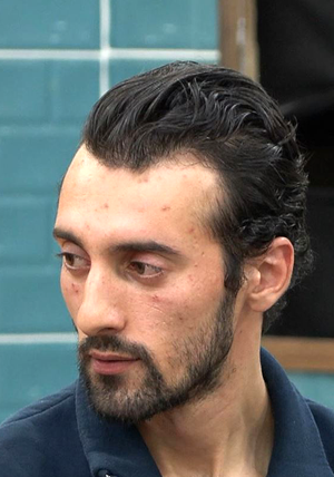 Oğlunun aşk hayatına karışan bir anne...