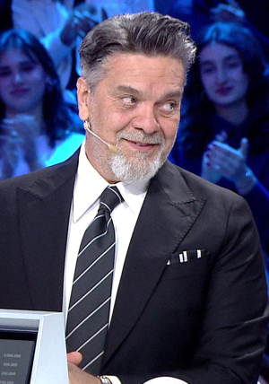Beyaz'la Joker