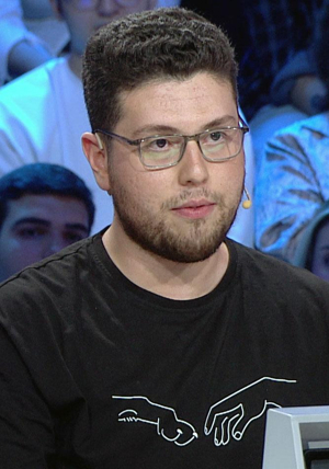 Beyaz'la Joker