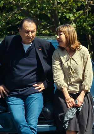 Hüsnü, Nazike'yi bir kez daha kurtarıyor