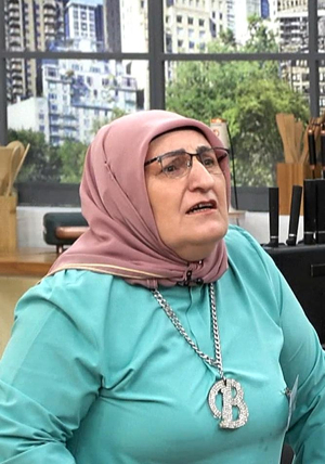 Beyhan Hanım kıskançlık krizi geçirdi!