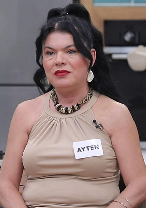 Ayten Hanım'dan Ulviye Hanım'a iş birliği teklifi!
