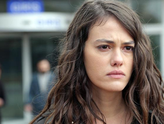 Tutsak 6. Yeni Bölüm Fragmanında Elif'i şok eden gerçek ortaya çıkıyor!
