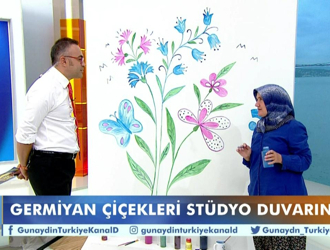 Duvarları boyayan çiftçi ressam!