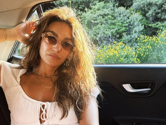 Uzak Şehir'in Afrodit'i Sahra Şaş!