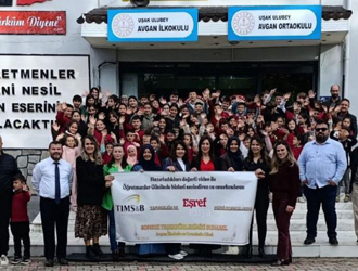 Eşref Rüya'nın yıldızları öğretmenleri unutmadı!