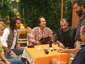 "Arka Sokaklar" ilk sezonuyla ekranda!