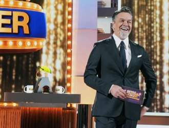 Beyaz'la Joker 1. Bölüm Özeti