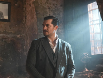 Yetimlerin babası Eşref Tek!