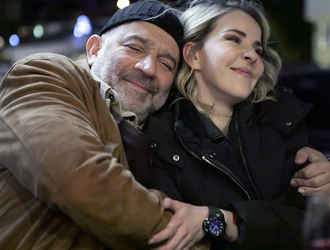 Arka Sokaklar'da mutlu aile tablosu!