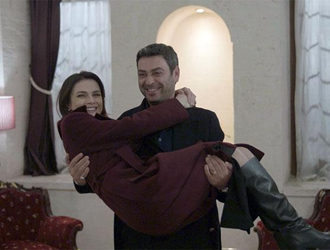 Uzak Şehir ekibini hiç böyle görmediniz!