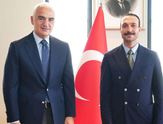 İsralli bakana fotoğraflı "Kadir Baba" cevabı!