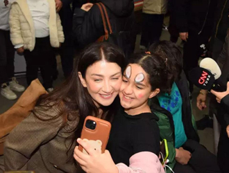 Eşref Rüya oyuncularından çocuklara bayram sürprizi!